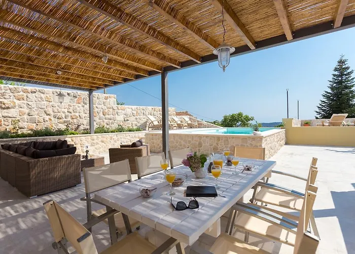 Hedera Estate, Hedera Viii * אורסאץ