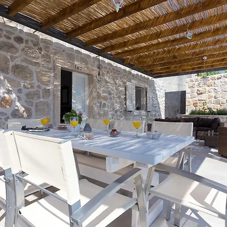 Villa Hedera Estate, Hedera Viii *