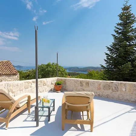Vila Hedera Estate, Hedera Viii *